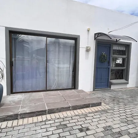 Adorable 2 Bedroom Cottage With Spacious Veranda Hermanus Exterior foto